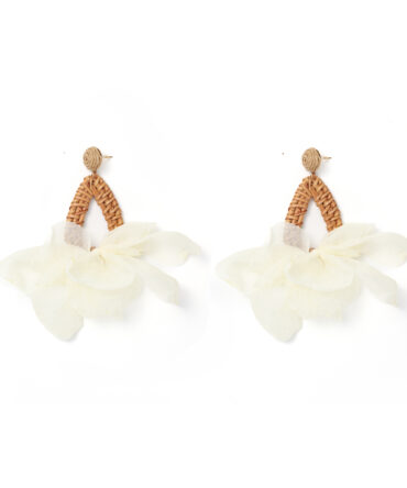 Stunning Fairy White Flower Drops! Woven V-Shape Base Face-Slimming, Island Vacation Photo Prop.