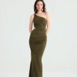 Designer One-Shoulder Side Cutout Ruched Maxi Dress, Metal Buckle Detail Slimming Gown, Summer Premium Niche Vacation Basic.